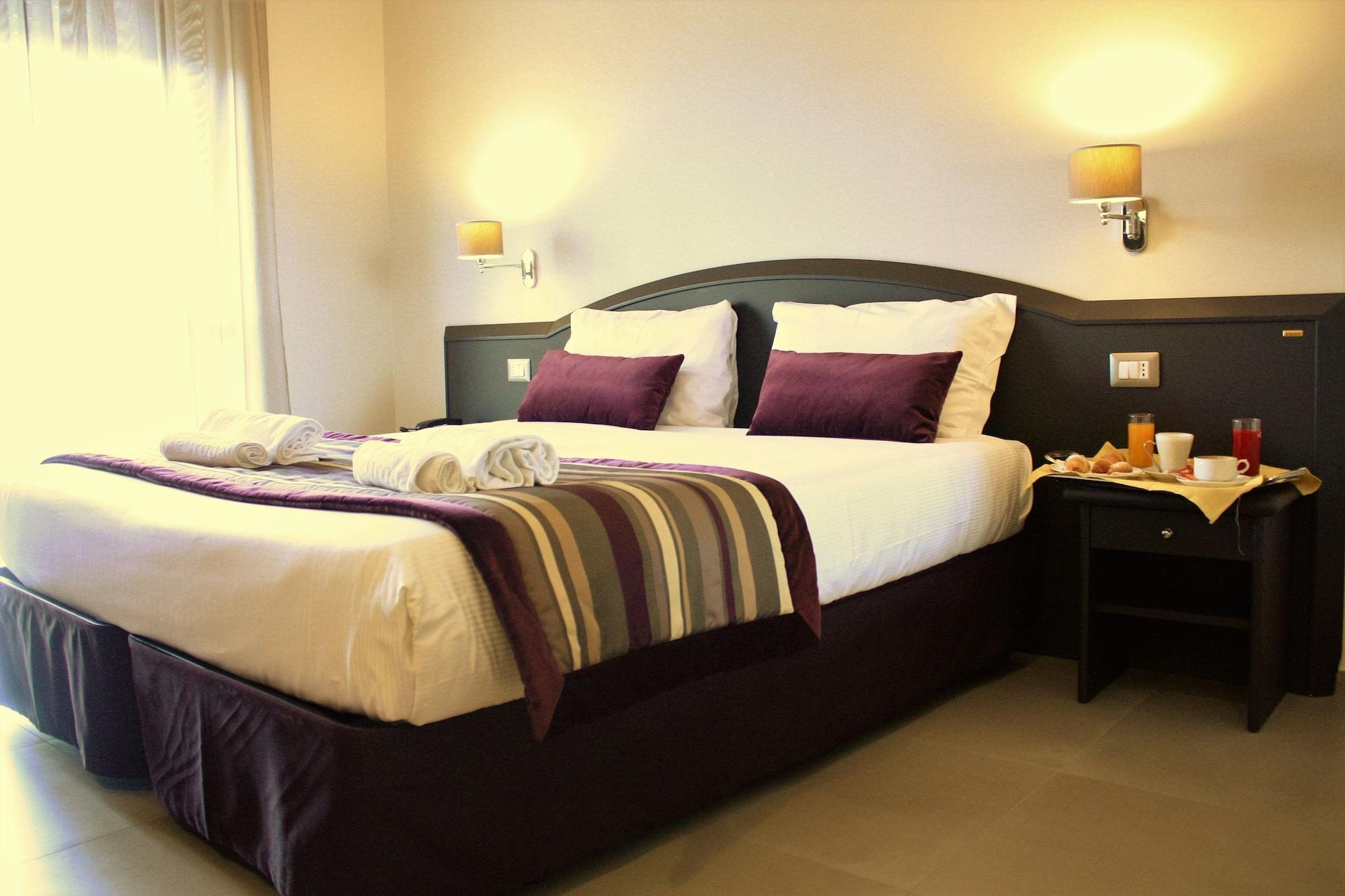 Europa Hotel 3*