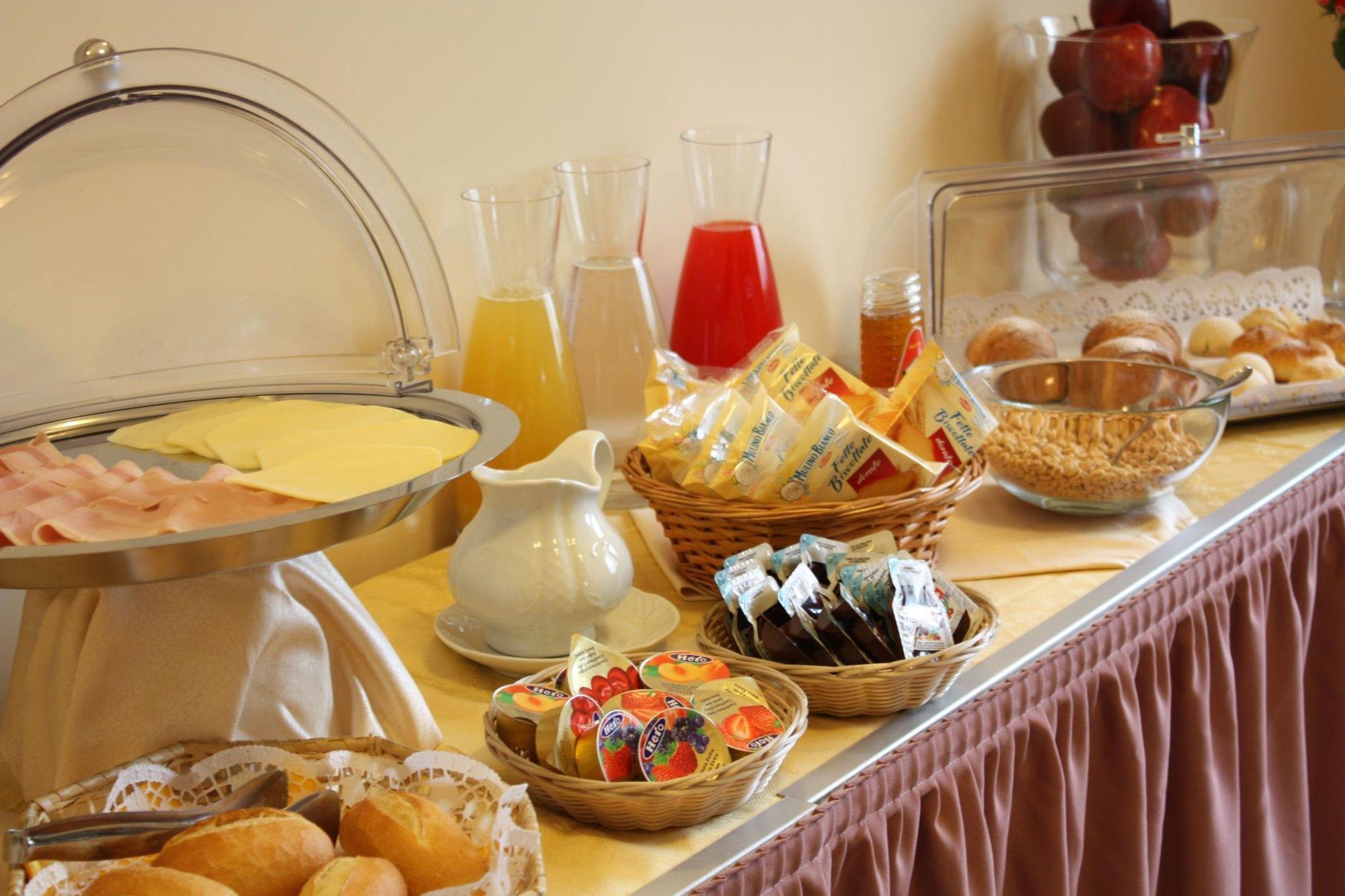 Europa Hotel 3*